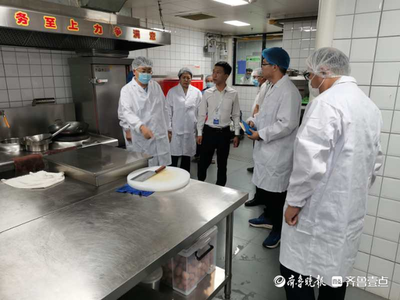 加强假期学校食堂监管巡查!市市场监管局绷紧“食品安全线”