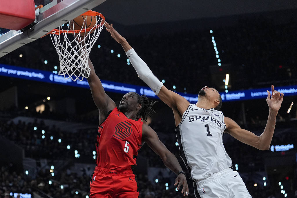 效率之王！文班7中5砍17分 6盖帽+14防守篮板锁死胜利